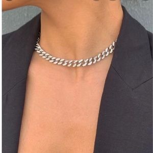 ISO (DO NOT BUY ) Daniela Silver chain necklace